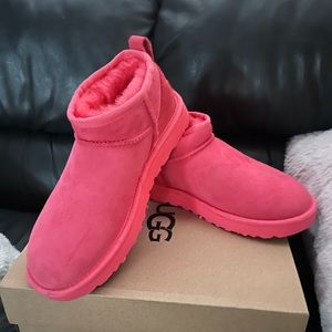 Ugg classic ultra mini in pink size 7